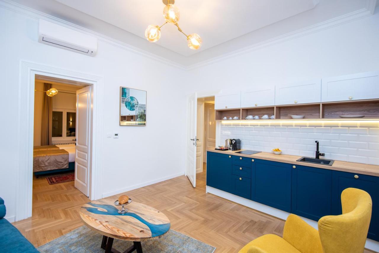Megapolis City Center Suites Σαράγεβο Εξωτερικό φωτογραφία